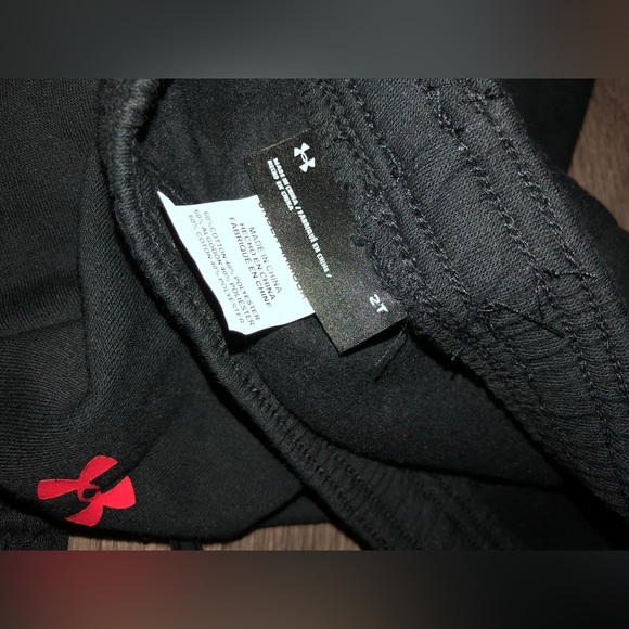 Under Armour 2T black joggers with red emblem EUC - Picture 2 of 3